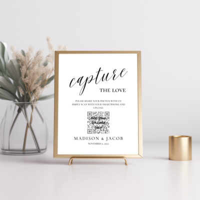 Editable Canva Capture the Love sign in Elegant Script wedding style