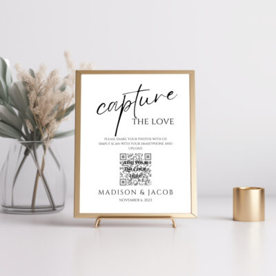 Editable Canva Capture the Love sign in Modern wedding style
